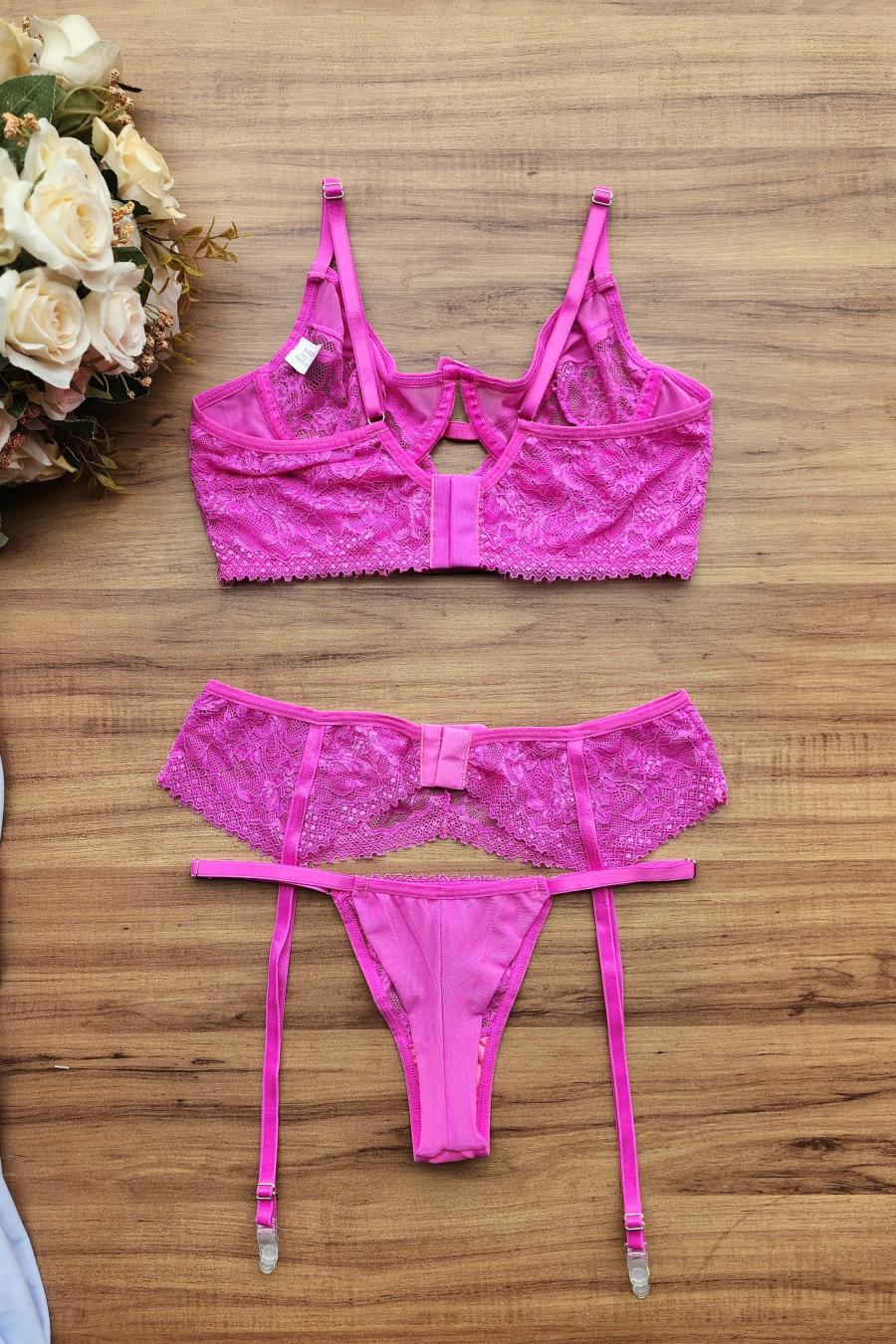 Conjunto Chamas de Renda