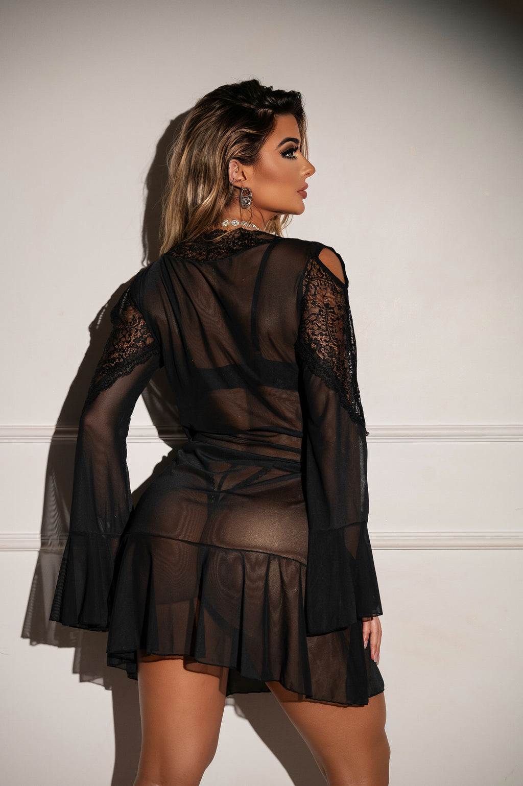 Robe Sensual em Tule com Renda